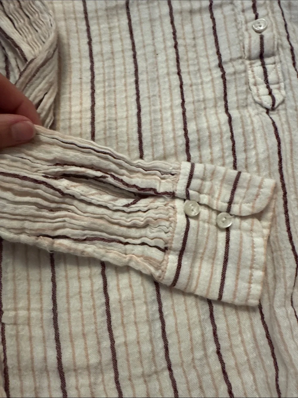 Abercrombie & Fitch - Women's Striped Button-Front Shirt - Picture 4 of 5